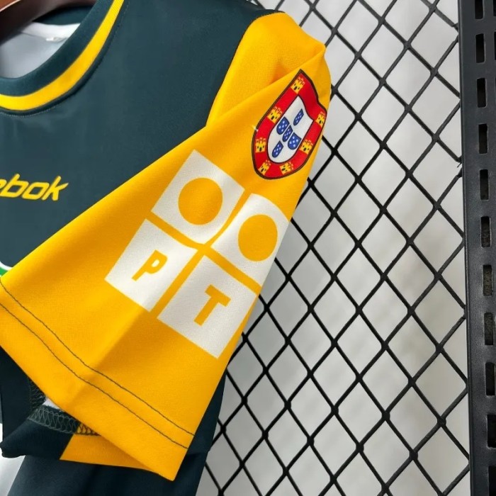 Sporting Lisbon 2002-03 Away Retro Soccer Jersey - Fan Version
