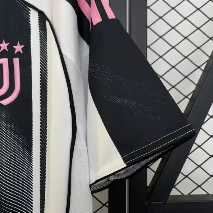 Juventus 25/26 Home Soccer Jersey - Fan Version