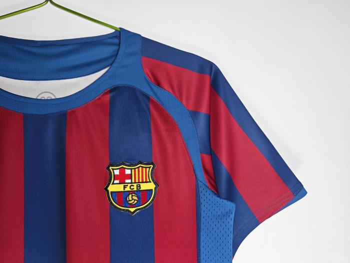 Barcelona 2005-06 Home Retro La Liga Version Soccer Jersey - Fan Version