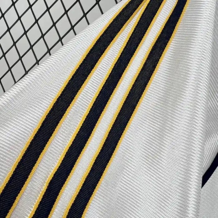 Real Madrid 1998-00 Home Retro Soccer Jersey - Fan Version
