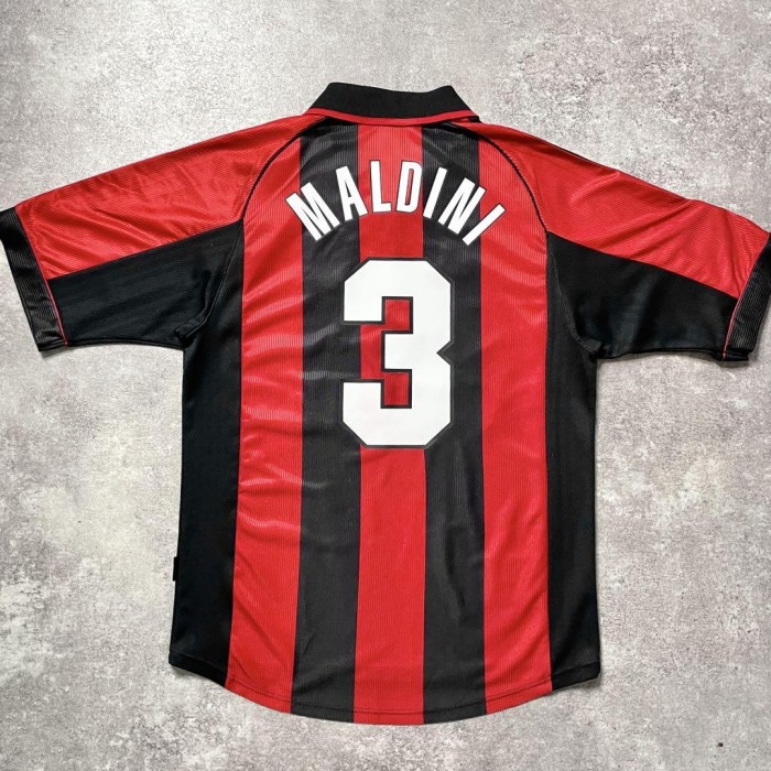 AC Milan 1998-99 Home Retro Soccer Jersey - Fan Version