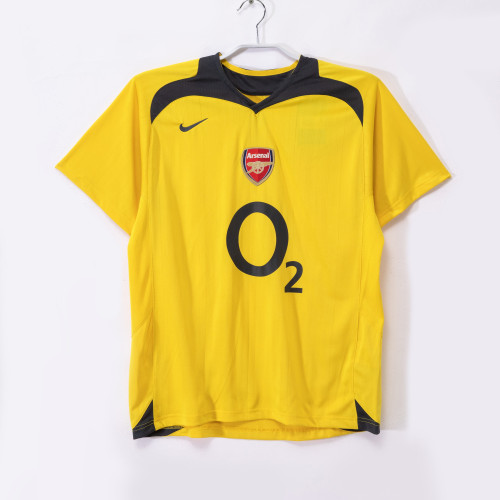 Arsenal 2005-06 Away Retro Soccer Jersey - Fan Version