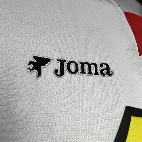 Rayo Vallecano 2001-02 Home Retro Soccer Jersey - Fan Version