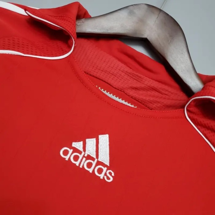 Liverpool 2006-07 Home Retro Soccer Jersey - Fan Version