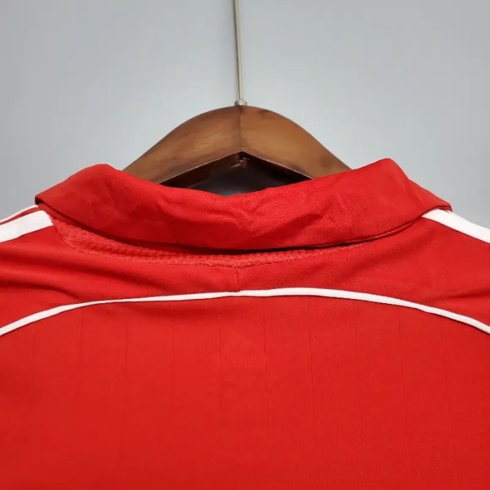 Liverpool 2006-07 Home Retro Soccer Jersey - Fan Version