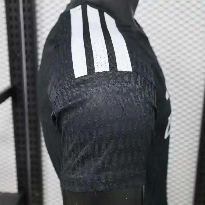 Real Madrid 26/27 Black Goalkeeper Soccer Jersey - Player Version