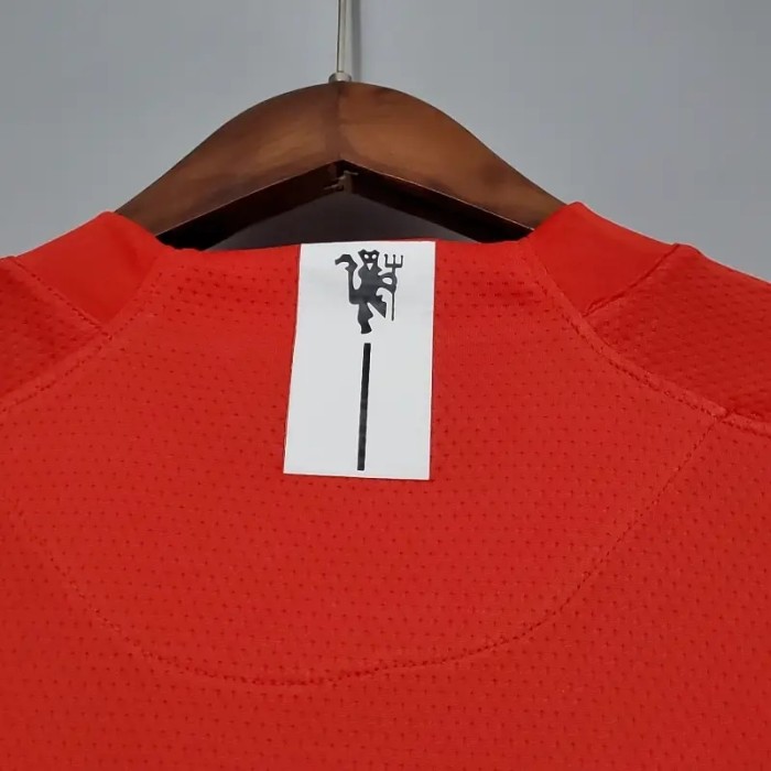 Manchester United 2007-08 Home Retro Soccer Jersey - Fan Version
