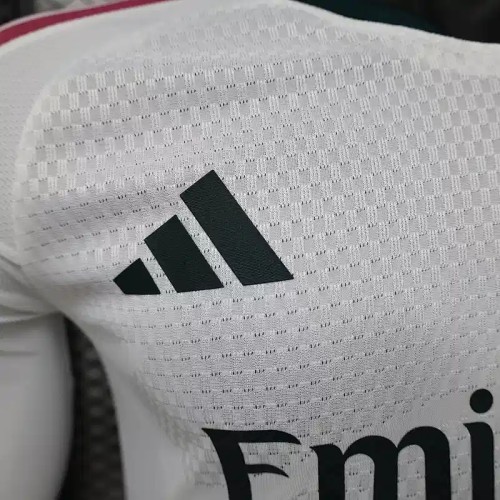 Long Sleeves Real Madrid 26/27 Home Jersey - Player Version