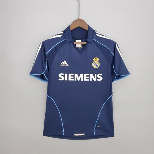 Real Madrid 2005-06 Retro Away Soccer Jersey - Fan Version
