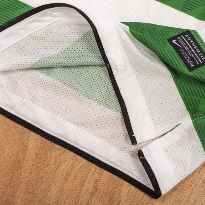 Celtic 2010-11 Home Retro Soccer Jersey - Fan Version