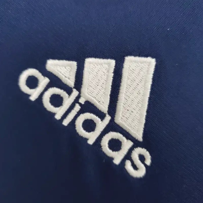 Real Madrid 2005-06 Retro Away Soccer Jersey - Fan Version