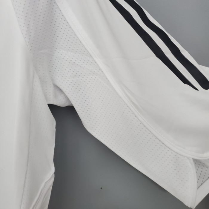 Real Madrid 2005-06 Retro Home Soccer Jersey - Fan Version