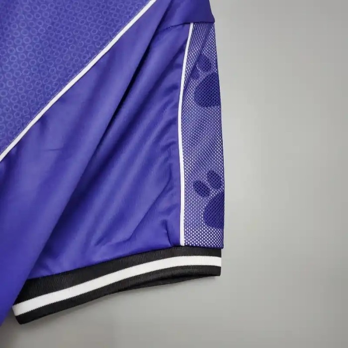 Real Madrid 1997-98 Retro Away Soccer Jersey - Fan Version