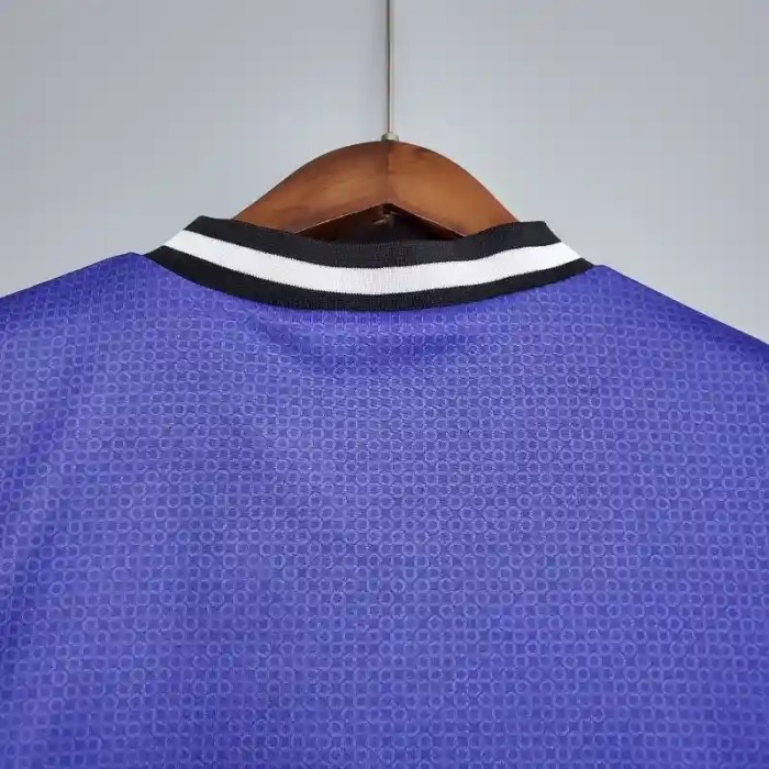 Real Madrid 1997-98 Retro Away Soccer Jersey - Fan Version