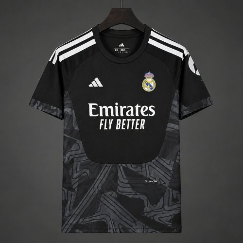 Real Madrid 26/27 Goalkeeper Jersey - Fan Version