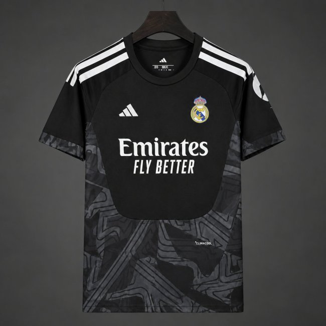 Real Madrid 26/27 Goalkeeper Jersey - Fan Version