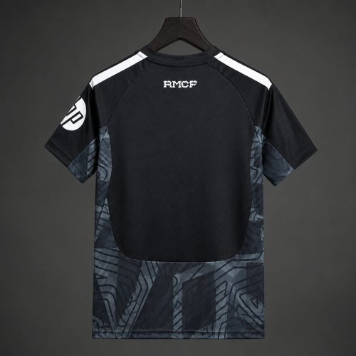 Real Madrid 26/27 Goalkeeper Jersey - Fan Version