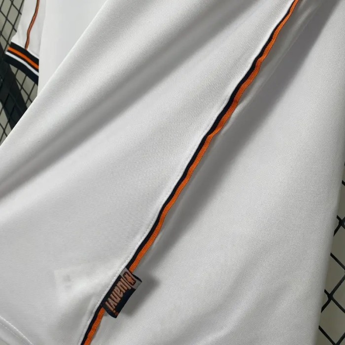 Valencia 1999-00 Home Retro Soccer Jersey - Fan Version