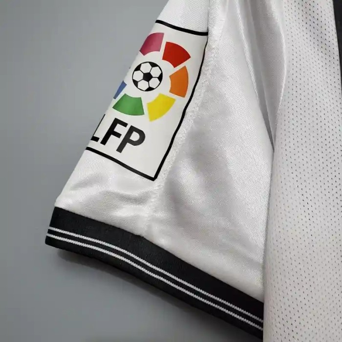 Valencia 2001 Home Retro Soccer Jersey - Fan Version