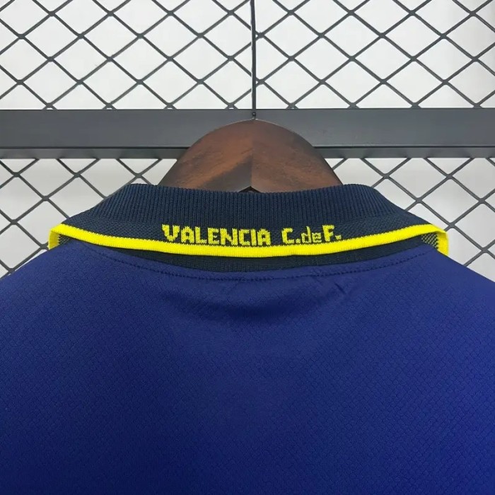 Valencia 1996-97 Away Retro Soccer Jersey - Fan Version