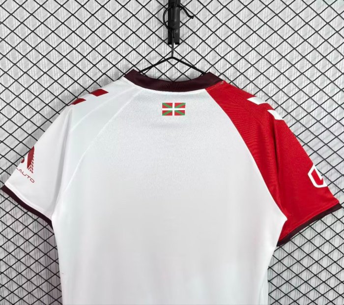 Eibar 26/27 Red & White Diagonal Split Home Soccer Jersey - Fan Version