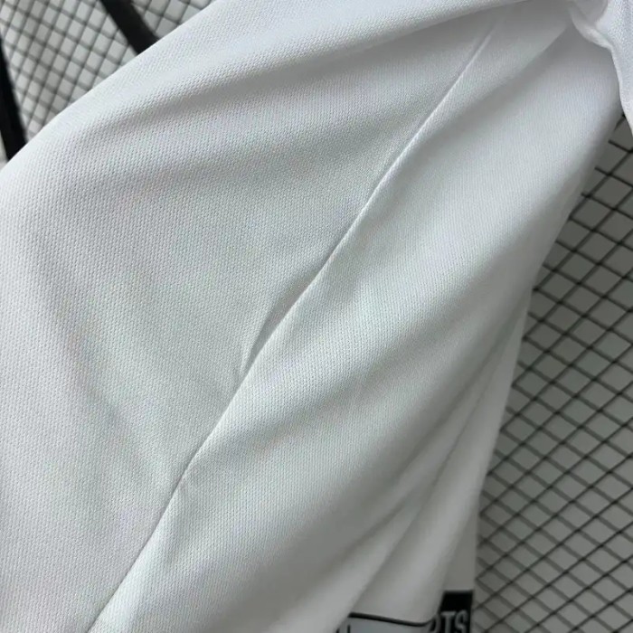 Valencia 2018-19 Home Retro Soccer Jersey - Fan Version