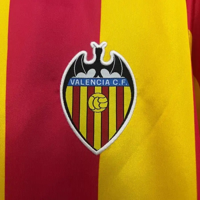 Valencia 1980-82 Away Retro Soccer Jersey - Fan Version