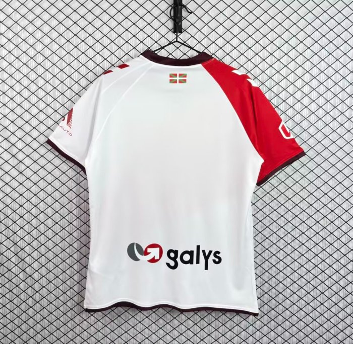 Eibar 26/27 Red & White Diagonal Split Home Soccer Jersey - Fan Version