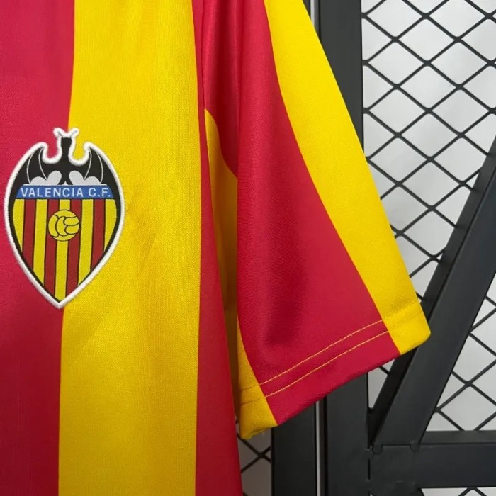 Valencia 1980-82 Away Retro Soccer Jersey - Fan Version
