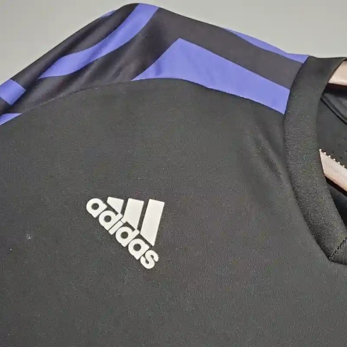 Real Madrid 2016-17 Retro Third  Soccer Jersey - Fan Version