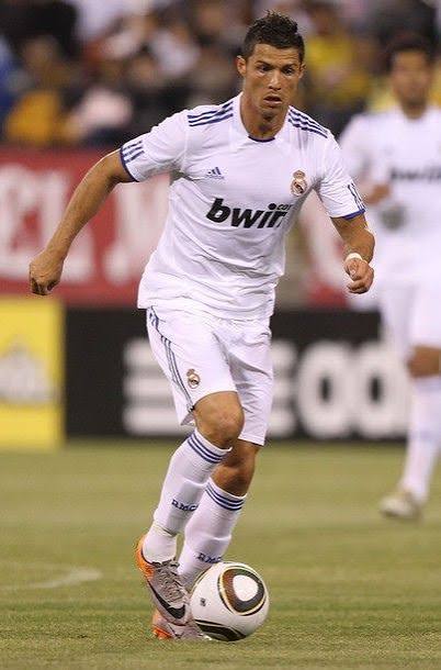 Long Sleeve Real Madrid 2010-11 Retro Home Soccer Jersey - Fan Version