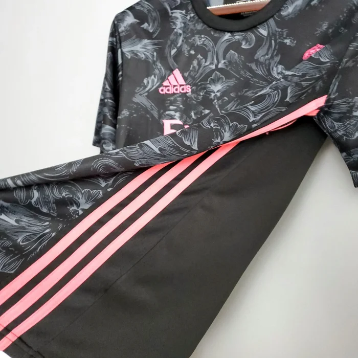 Real Madrid 2020-21 Retro Third Soccer Jersey - Fan Version