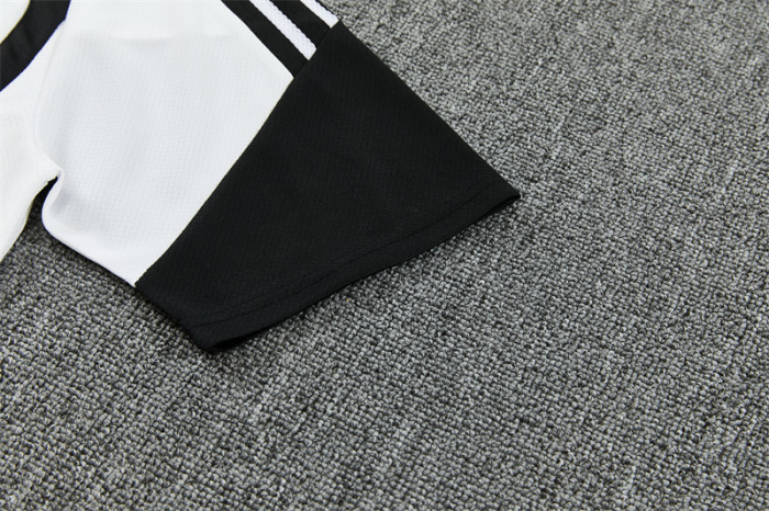 26-27 Liverpool Short Sleeve Training Suit