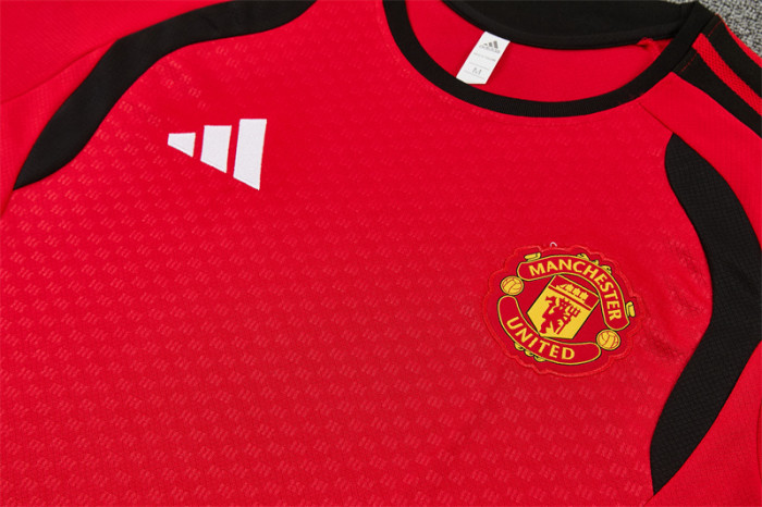 26-27 Manchester United Short Sleeve Training Suit