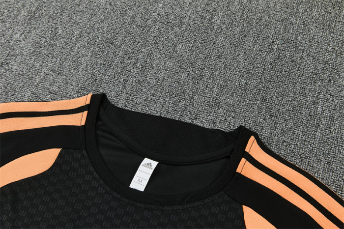 26-27 Arsenal Short Sleeve Training Suit
