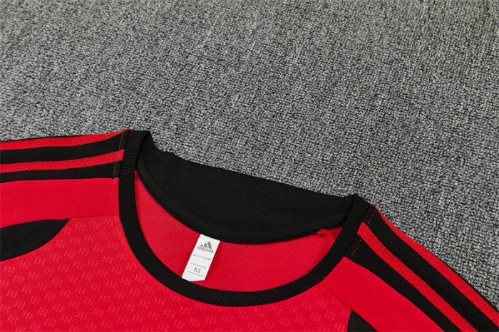 26-27 Manchester United Short Sleeve Training Suit