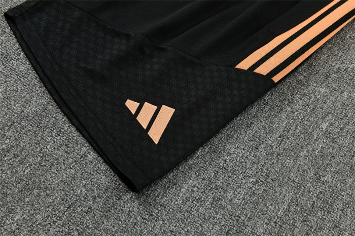 26-27 Arsenal Short Sleeve Training Suit
