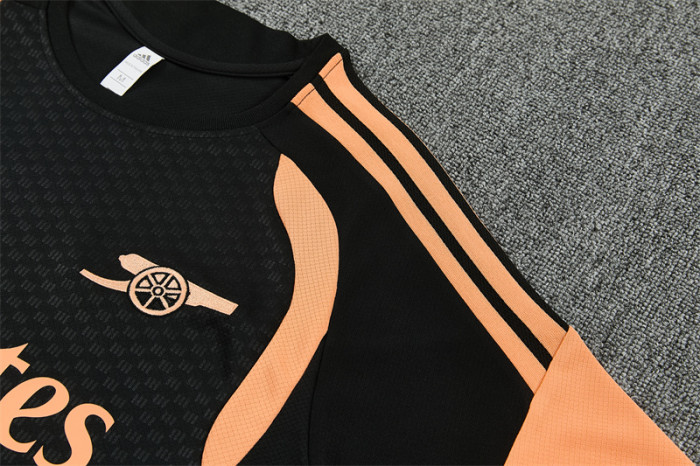 26-27 Arsenal Short Sleeve Training Suit
