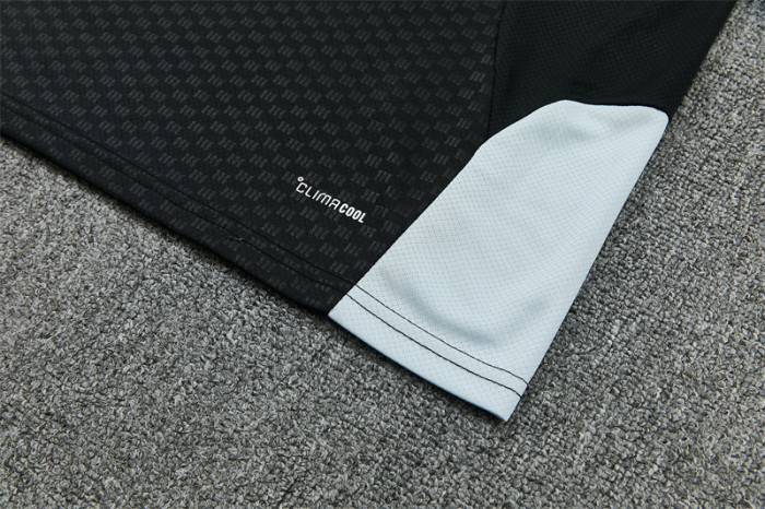 26-27 Liverpool Short Sleeve Training Suit