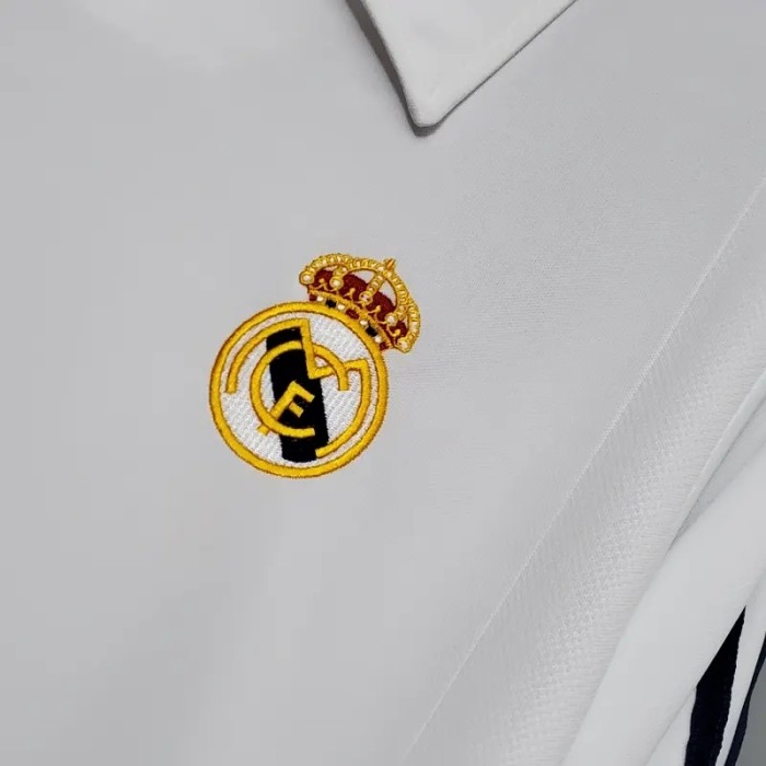 Long Sleeve Real Madrid 2002 Retro Home Soccer Jersey - Fan Version