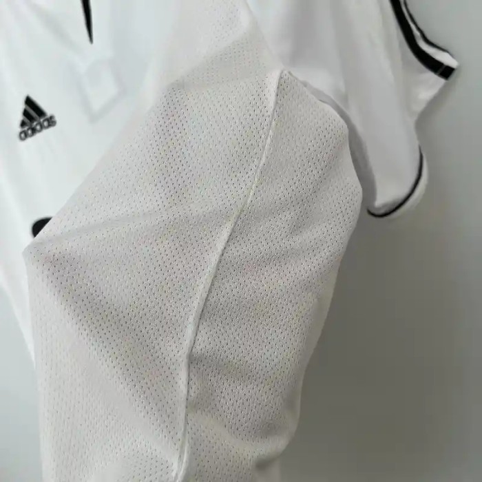 Real Madrid 2003-04 Retro Home Soccer Jersey - Fan Version
