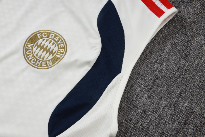 26-27 Bayern Munich Sleeveless vest Training Suit