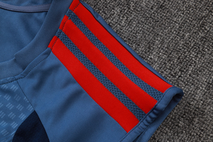 26-27 Bayern Munich Sleeveless vest Training Suit