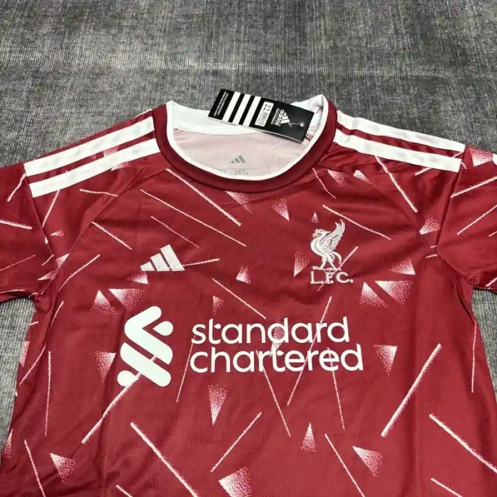 Liverpool 25/26 Home Soccer Jerseys – Kids Kit