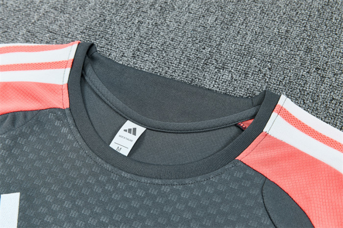 26-27 Real Madrid Short Sleeve Training Suit