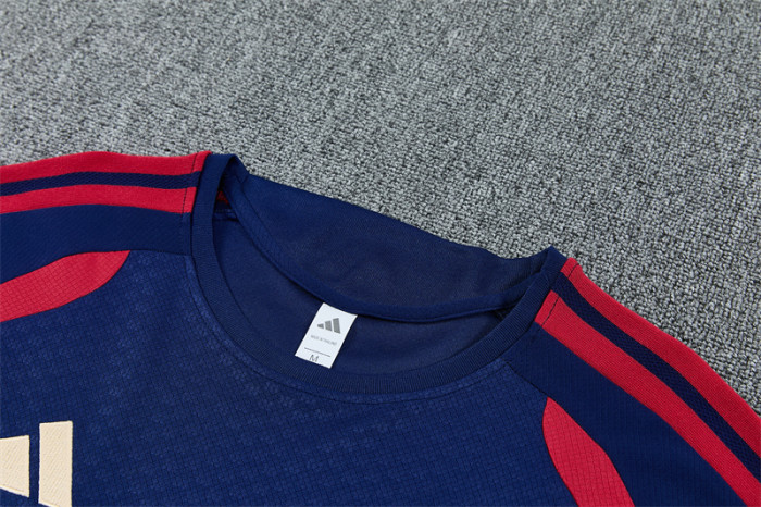 26-27 Arsenal Short Sleeve Training Suit
