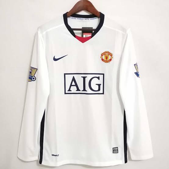 Long Sleeve Manchester United 2007-08 White Retro Soccer Jersey - Fan Version