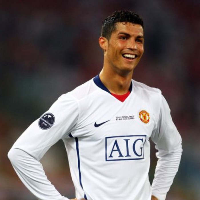 Long Sleeve Manchester United 2007-08 White Retro Soccer Jersey - Fan Version