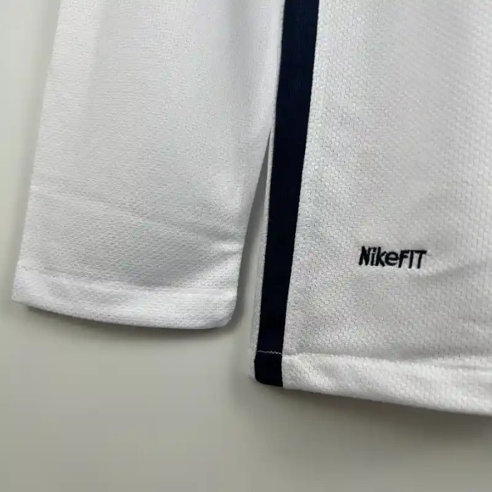 Long Sleeve Manchester United 2007-08 White Retro Soccer Jersey - Fan Version