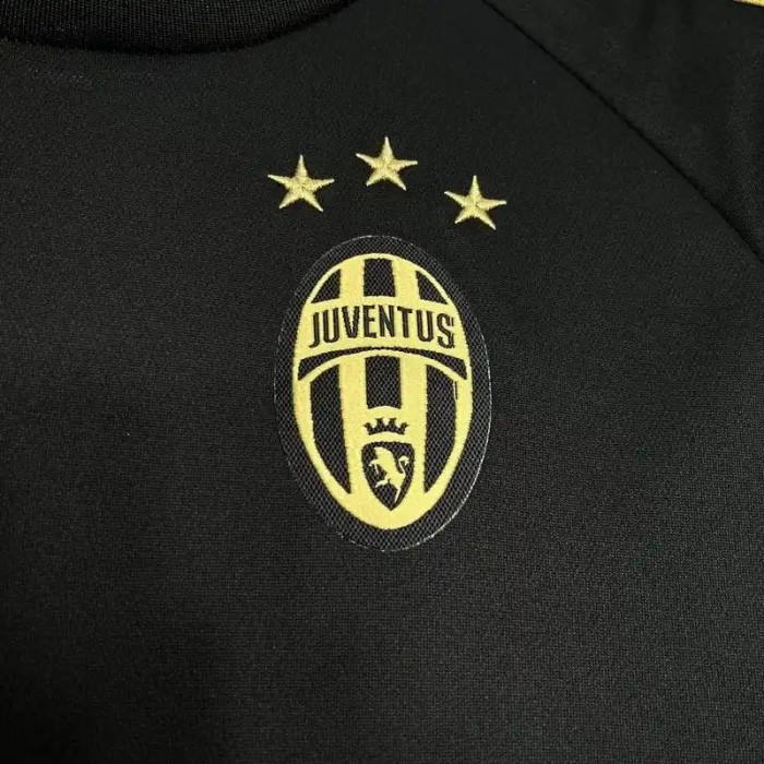 Juventus 2015-16 Third Retro Soccer Jersey - Fan Version